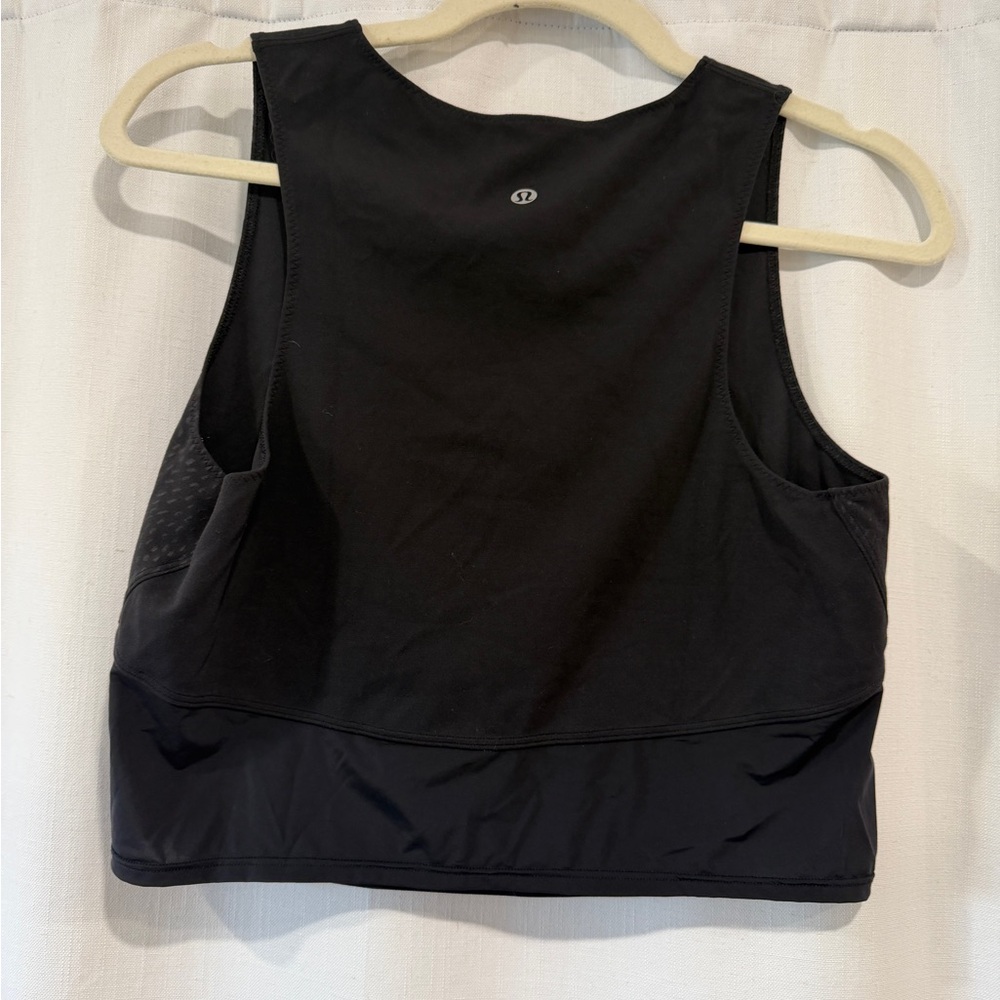 Lululemon size 10 Crop Top - Picture 3 of 5